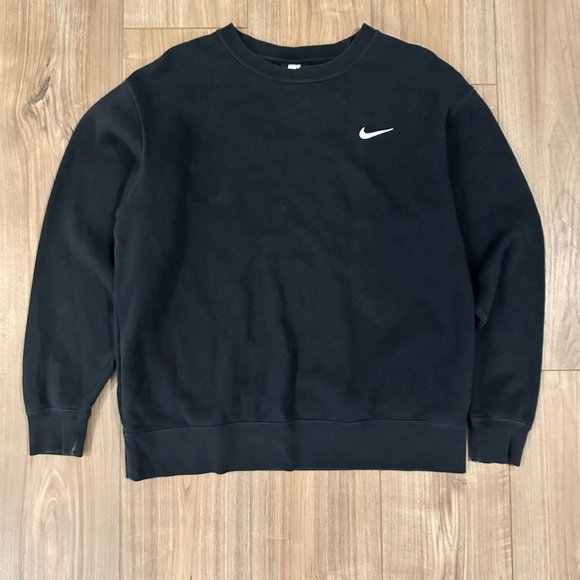 Nike Solo Swoosh Men's Fleece Crew Sweatshirt Black - Picture 1 of 6